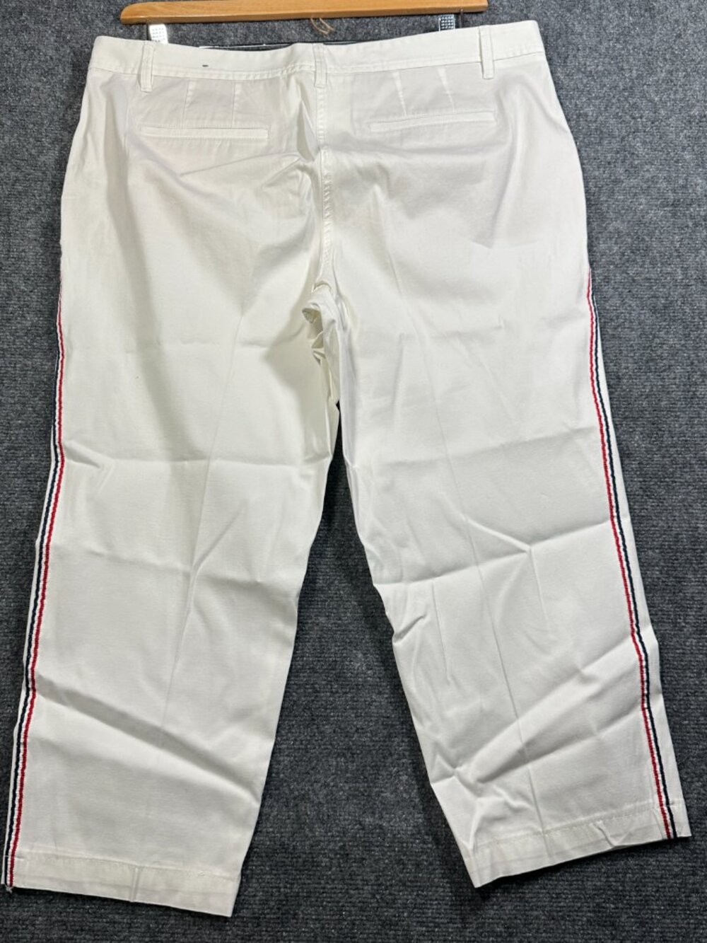Talbots Pants Womens 14 Relaxed Chino Crop White Cotton Stretch Side Stripe Zip - Picture 7 of 9